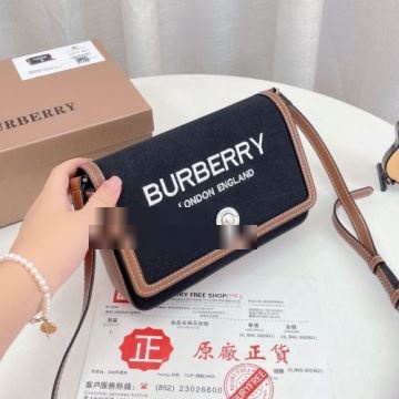 バーバリーコピー  バランスのいい大きさ バッグ BURBERRYコピー 2022 ショルダーバッグ 小型 軽量  