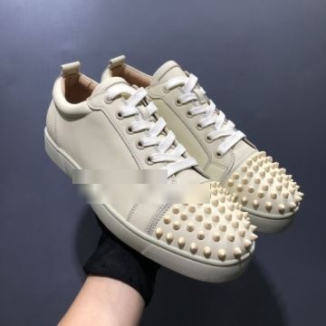 2022 TOPセラー賞受賞！ 流行を超えた定番シューズ Christian Louboutinコピー シューズ  クリスチャンルブタンコピー  スニーカー  