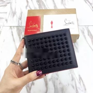 ウォレット 二つ折り財布 2022 選べる極上 クリスチャンルブタンコピー Christian Louboutinコピー 個性的なデザ