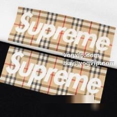 2022 バーバリー BURBERRY 存在感のある 半袖Tシャツ 2色可選 ブランドコピー 吸水性?通気性に優れた涼しい生地