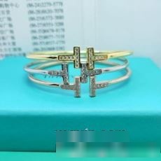 2022 ティファニー Tiffany&Co セレブ愛用の超人気商品 バングル 3色可選 ティファニー 高級感溢れるデザイン ブランド 偽物 通販