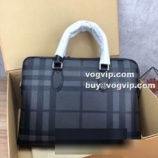 ショートパンツ 確定となる上品 バーバリー BURBERRY 37x27cm メンズ 仕事用 撥水 大容量 肩掛け 手提げ 通勤 高級感 2022 バーバリースーパーコピー ビジネスバッグ 活躍のバッグ