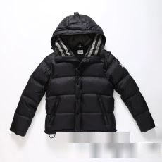 2023最新入荷 ランキング商品 バーバリー BURBERRY偽物ブランド ダウンジャケット 防風性にも優れた