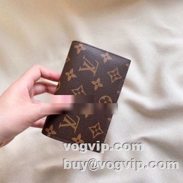 LOUIS VUITTONスーパーコピー 今からの季節にピッタリ！ 2022新作 ルイ ヴィトン LOUIS VUITTON 小銭入れ 財布