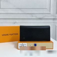 LOUIS VUITTONスーパーコピー 海外限定ライン 長財布 二つ折り 財布 メンズ 二つ折り 2023 希少 ルイ ヴィトン 牛本革 ブランド レザー 薄型