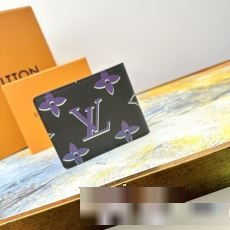 2023 ルイ ヴィトンコピー LOUIS VUITTON 財布 大人気☆NEW!! 二つ折り財布 M82297 男性 薄い財布 薄型