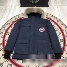 2023新作品 限量販売 カナダグース スーパーコピーサイト 保温効果は抜群 CANADA GOOSE ダウンジャケット 2色可選