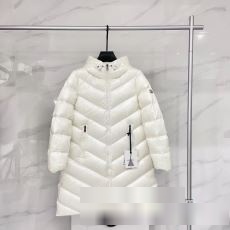 耐久性に優れ 2023秋冬 厳しい寒さに耐える モンクレールコピーブランド MONCLER レディース ダウンジャケット ロングコート