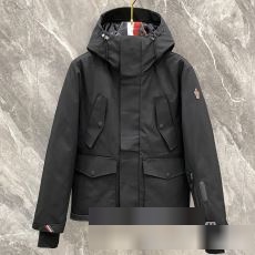 上品な輝きを放つ形 モンクレール MONCLER Grenble コピーブランド 撥水、透湿機能があり 2023秋冬 ダウンジャケット 2色可選