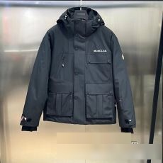 落ち着いた質感 ブランドスーパーコピー 激安専門店 2023最新入荷 モンクレール MONCLER カジュアルに着こなせるデザイン ダウンジャケット 2色可選