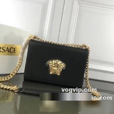 今からの季節にピッタリ！ 2022秋冬 ヴェルサーチ VERSACE オリジナリティに富んだバッグ 4色可選 ショルダーバッグ スーパーコピー 激安