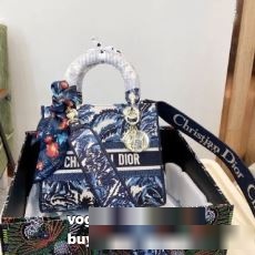 重宝するアイテム サイクリング 通勤 通学 バッグ 2022秋冬 ディオール DIOR ハンドバッグ 手持ち&ショルダー掛け ディオールコピーブランド