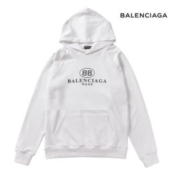 トップス 楽に着用出来る パーカー 2022 機能性も備えたアイテム BALENCIAGAコピー バレンシアガコピー  