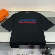 偽物ブランド 2023春夏 バレンシアガ BALENCIAGA 半袖Tシャツ 人気定番新品 2色可選 優しい色合い