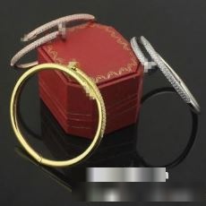 首胸ロゴ 2022 スーパーコピー 激安 ブレスレット 3色可選 カルティエ CARTIER バングル