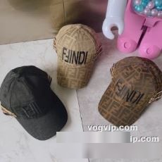 人気ブランド フェンディスーパーコピー FENDI 男女兼用 無地 キャップ 帽子 小顔効果大 3色可選