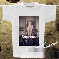 SUPREMEコピー 2022 セレブ風 愛らしさ抜群！ 半袖Tシャツ シュプリーム コピー