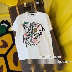 ブランドコピー 2022 ショートパンツ 確定となる上品 フェンディ FENDI 半袖Tシャツ 2色可選 流行に関係なく長年愛用できる