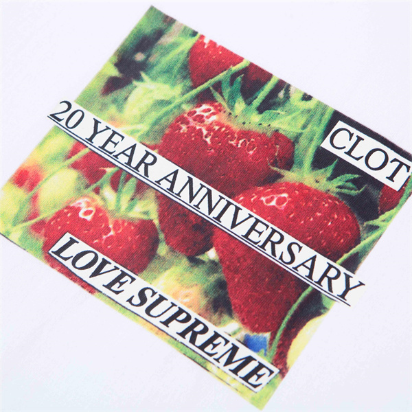 CLOT x SUPREME コピー Tシャツ 20th Anniversary コラボ イチゴ プリント シュプリーム