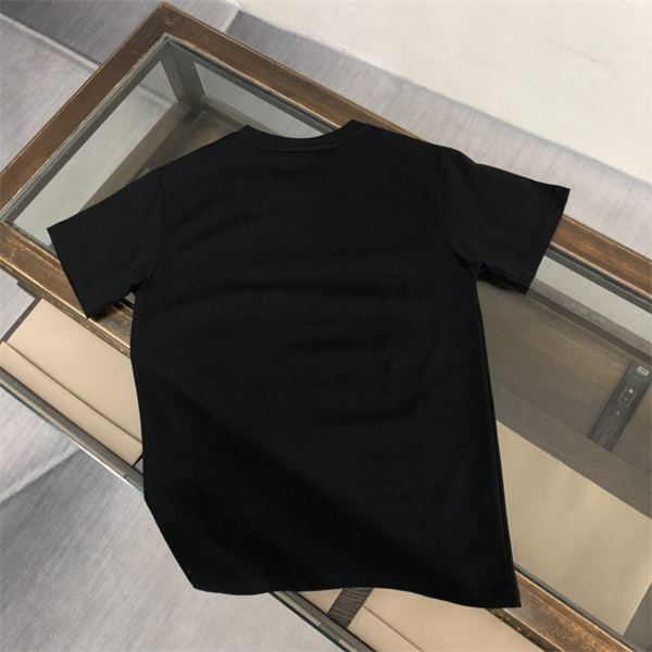 FENDI 偽物 Ｔシャツ 熊 クマ 縫ぐるみ ロゴ プリント かわいい 100%コットン フェンディ