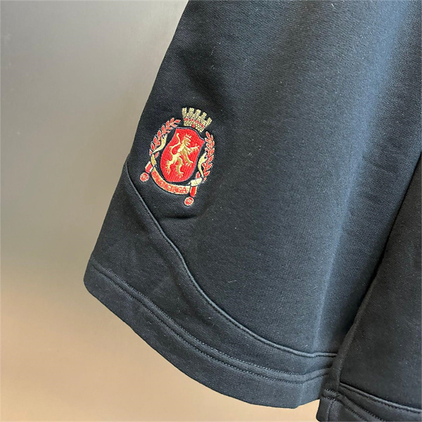 バレンシアガ 偽物 ハーフパンツ SOCCER BUGGY ロゴ 刺繡 オーバーサイズ モダン X Manchester United F.C.