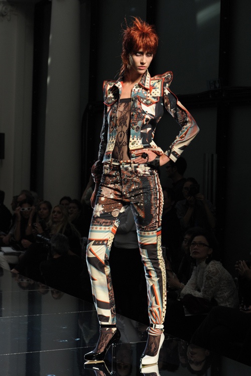 ジャン ポール ゴルチエ(Jean-Paul Gaultier)のロックな2011年春夏コレクション : パリ・ファッション・ウィークコピー