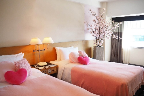 ジェラート ピケ“さくらパジャマ”付き宿泊プラン、ホテルニューオータニ(東京)でコピー ジェラート ピケ“さくらパジャマ”付き宿泊プラン、ホテルニューオータニ(東京)でコピー